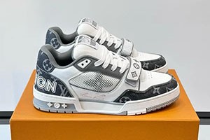 ハイブランド スニーカー おすすめ