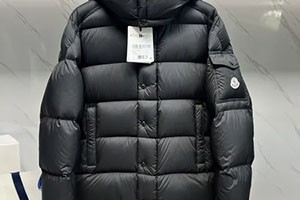 モンクレール ダウン メンズ 人気