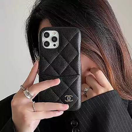 シャネル iPhone17Pro レザーケース