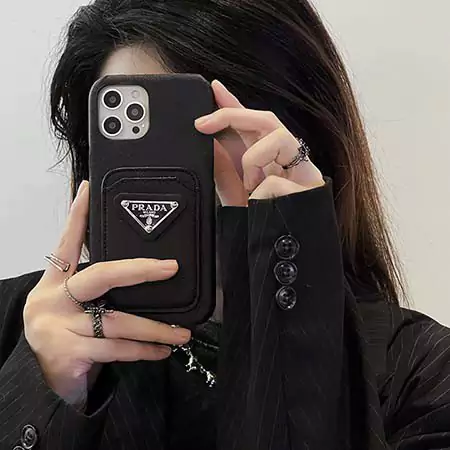 プラダ iphone17pro ケース カード 収納