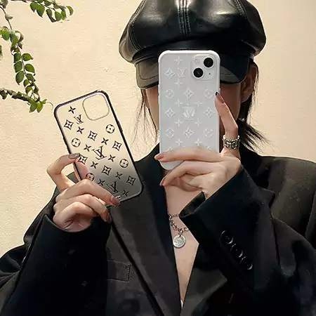 ルイヴィトン iPhone17 クリアケース