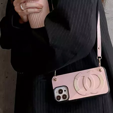 シャネル iPhone17 レザー 肩掛けケース