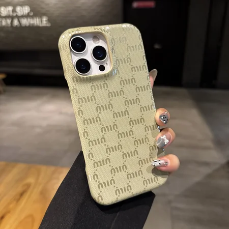 ミュウミュウ iPhone17 Pro スリムケース レザー調