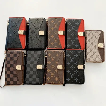 LV iPhone17 手帳型ケース