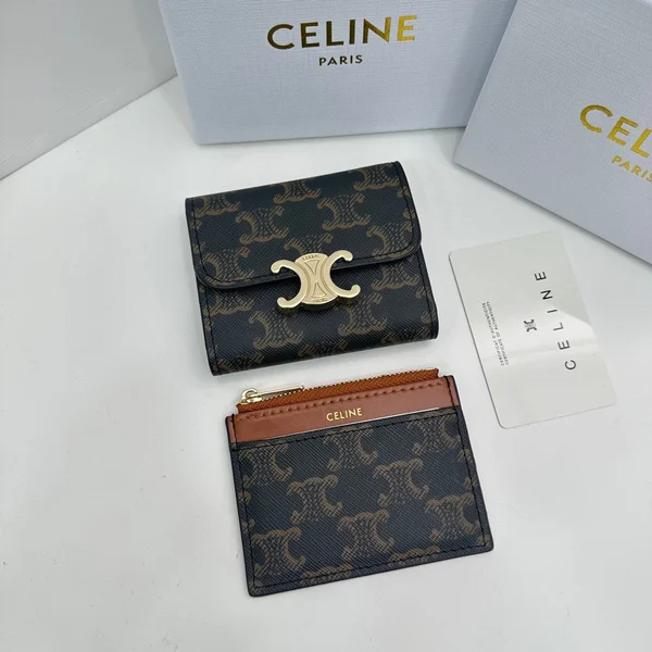 セリーヌ スモールウォレット 三つ折り財布