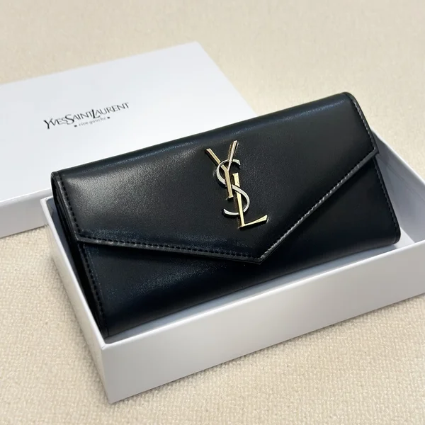 サンローラン SAINT LAURENT 長財布