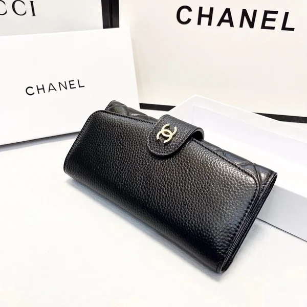 シャネル 2つ折り財布 コピー