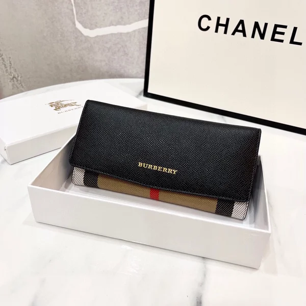 BURBERRY クラシックチェック 黒 財布