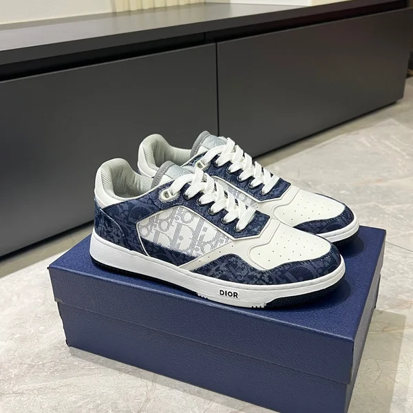 Dior お洒落な ロートップスニーカー
