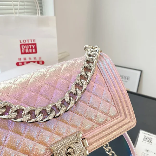 シャネル ボーイシャネル チェーンショルダーバッグ ピンク