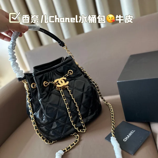 シャネル チェーンショルダーバッグ ブラック