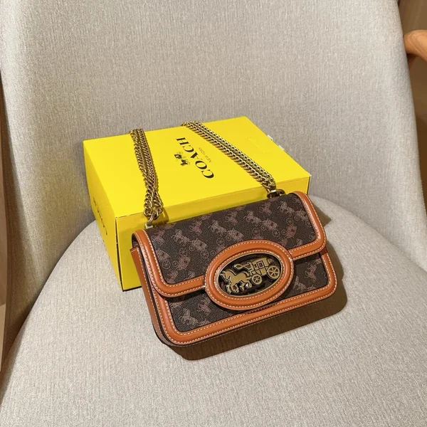 コーチ ショルダーバッグ ブラウン