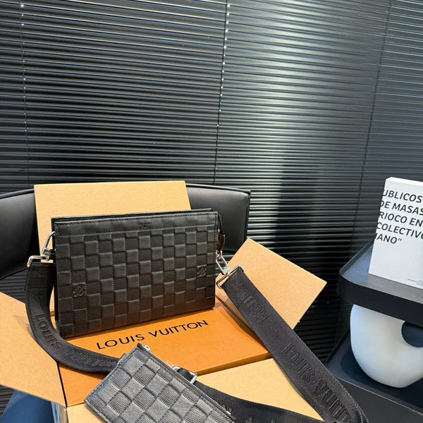 ルイヴィトン ダミエアンフィニ スタンド ポーチ クラッチバッグ