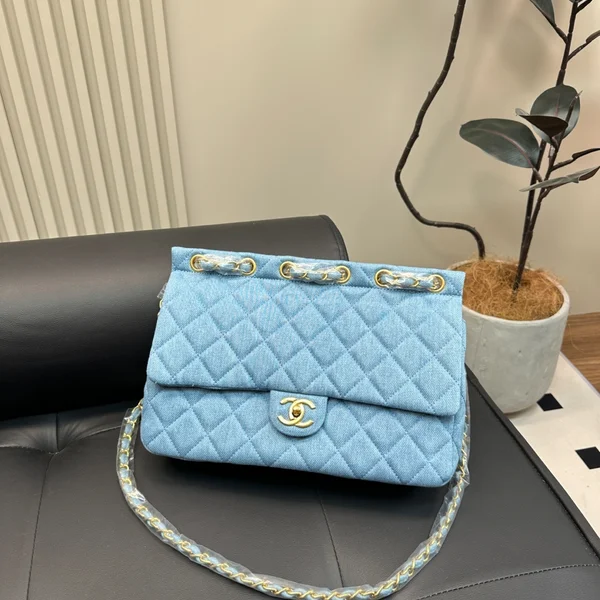 シャネル ミニフラップバッグ