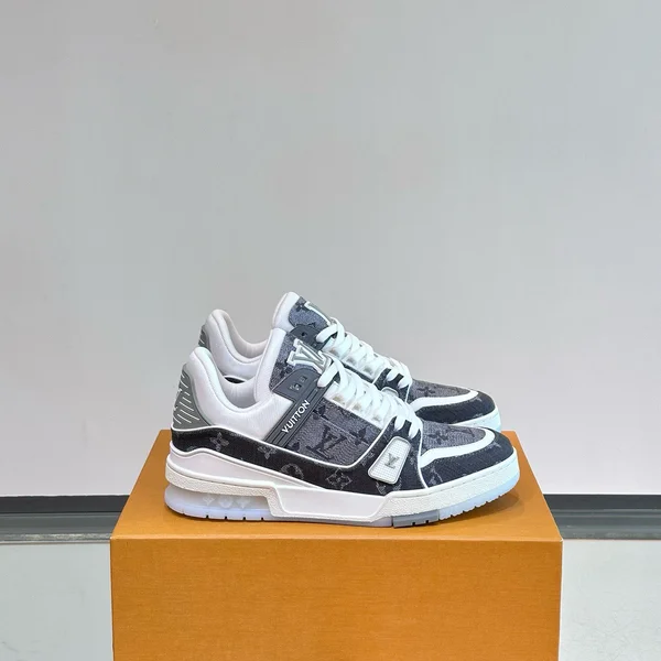 ルイヴィトン モノグラム デニム スニーカー