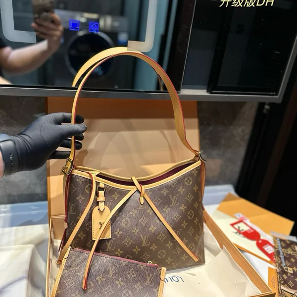 ルイヴィトン キャリーオールバッグ M46203