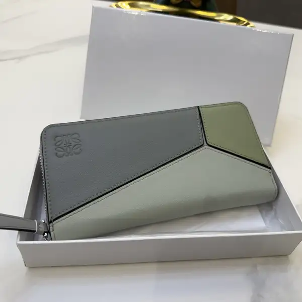 ロエベ 長財布 レディース 人気