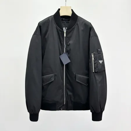 プラダ prada ダウン ジャケット スーパーピーN級品激安