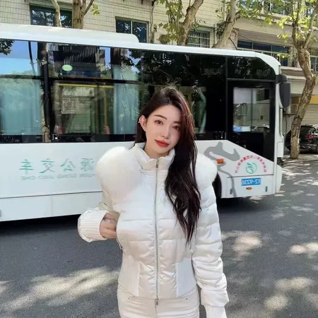 シャネル chanel ダウン ジャケット コピーN級品激安