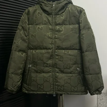 グッチ gucci ダウン ジャケット スーパーピーN級品激安