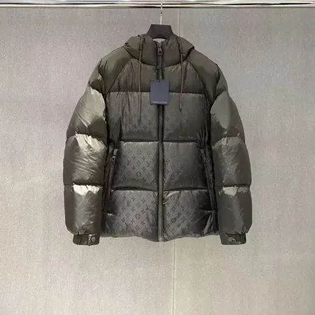 ルイヴィトン louis-vuitton ダウン ジャケット 偽物N級品激安