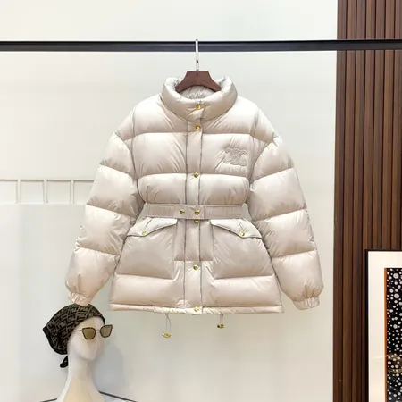 セリーヌ celine ダウン ジャケット 偽物N級品激安