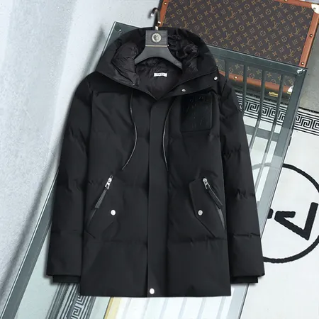 ロエベ loewe ダウン ジャケット スーパーピーN級品激安