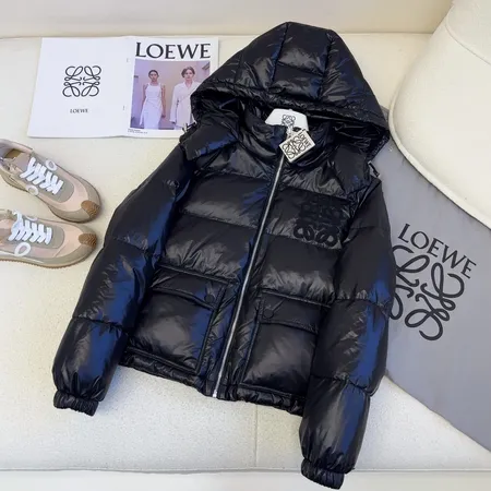 ロエベ loewe ダウン ジャケット コピー激安通販