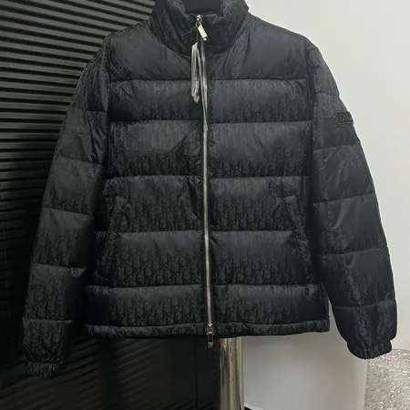 ディオール dior ダウン ジャケット 偽物激安通販