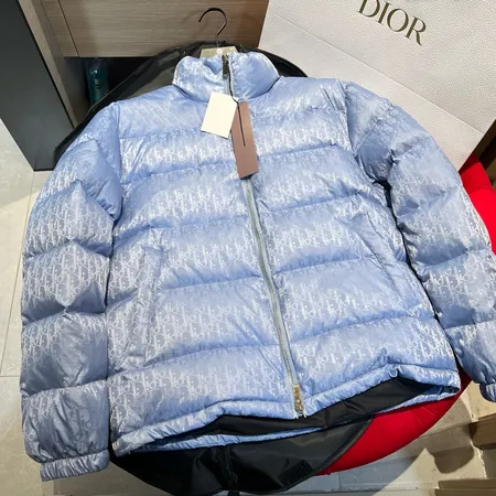 ディオール dior ダウン ジャケット 偽物N級品激安