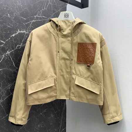 ロエベ loewe ダウン ジャケット コピー激安通販