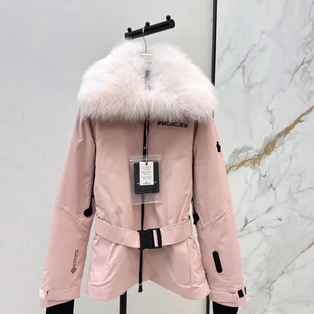 モンクレール ダウン ピンク